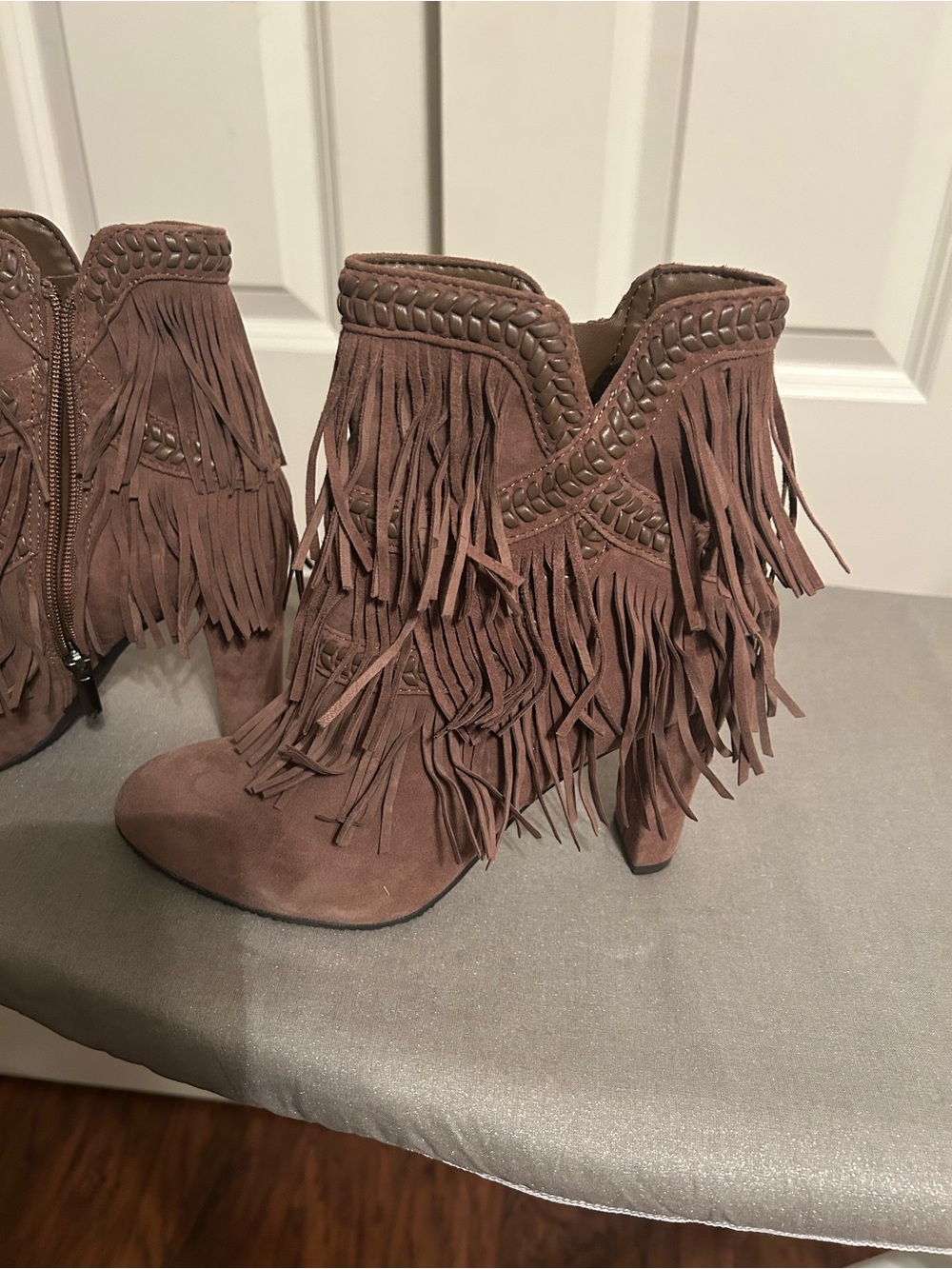 Sam Edelman fringed boots - Picture 3 of 5
